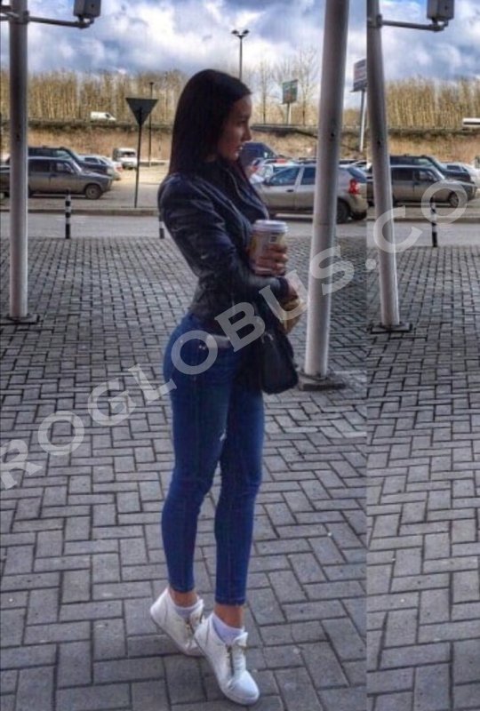 Александра, 26